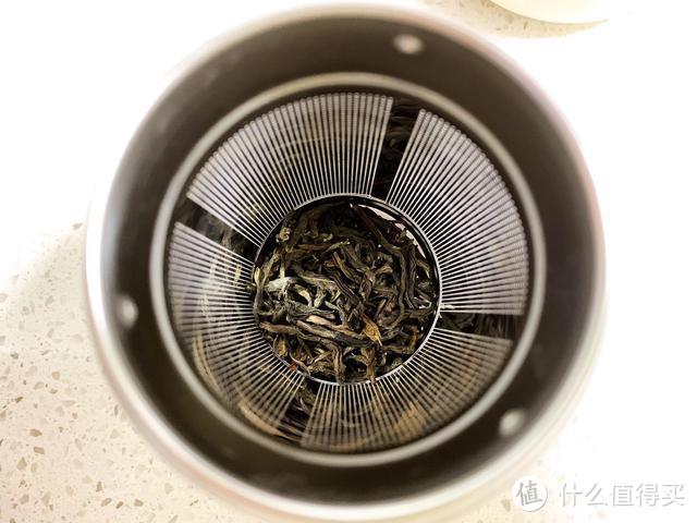 漂亮女人都爱喝这果茶，低脂养颜又可口，常喝皮肤透亮气色好