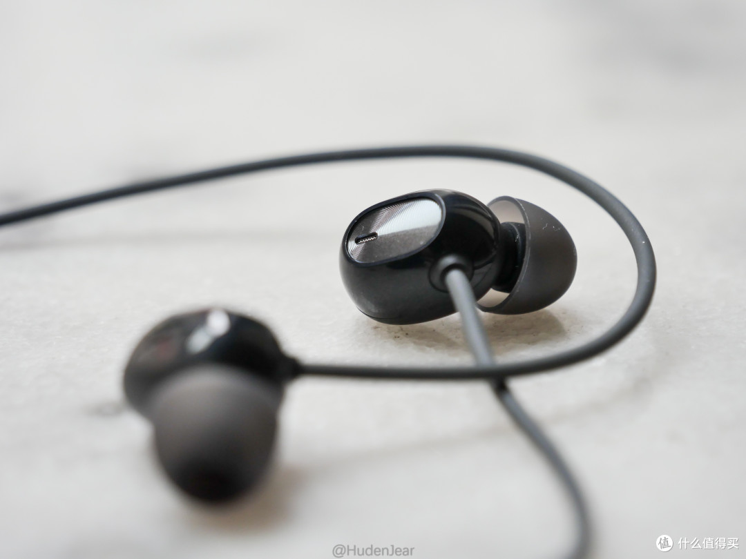 佩戴满意音质及格oppom3102无线耳机众测体验