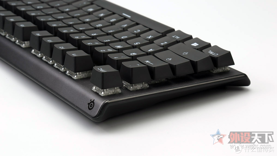 *级做工、性能出众：赛睿APEX 5机械键盘评测