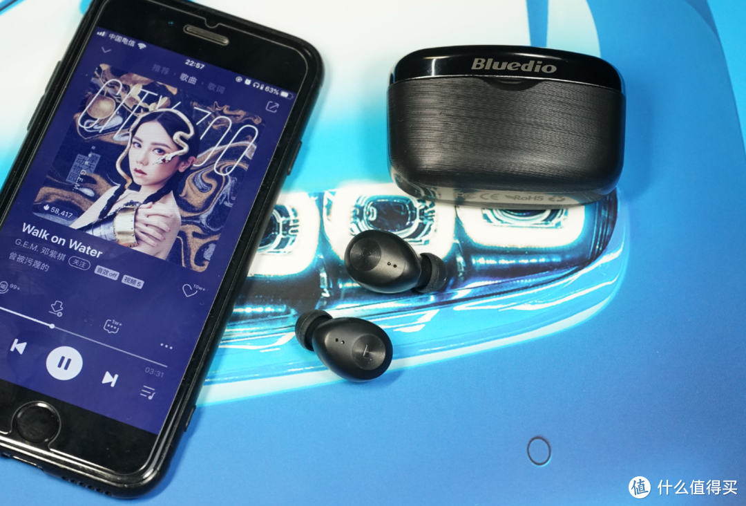 带佩戴感应的性价比之选：高通芯的 Bluedio 蓝弦 Fi 入耳式真无线蓝牙耳机