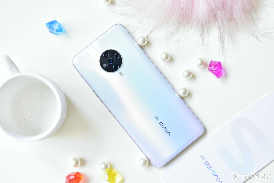 vivo S6评测体验！美女说：终于不用看直男们跑5G网速了！