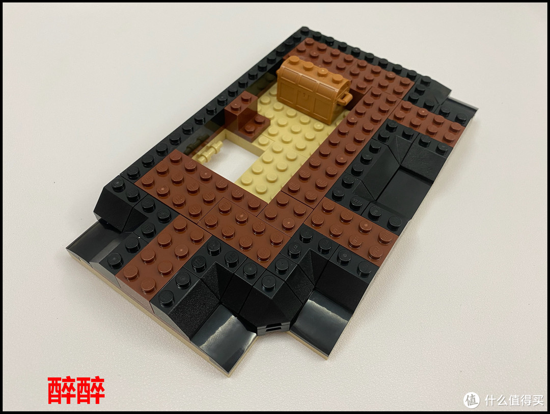 BrickandTiles-ModularClockTowerSquare（钟楼