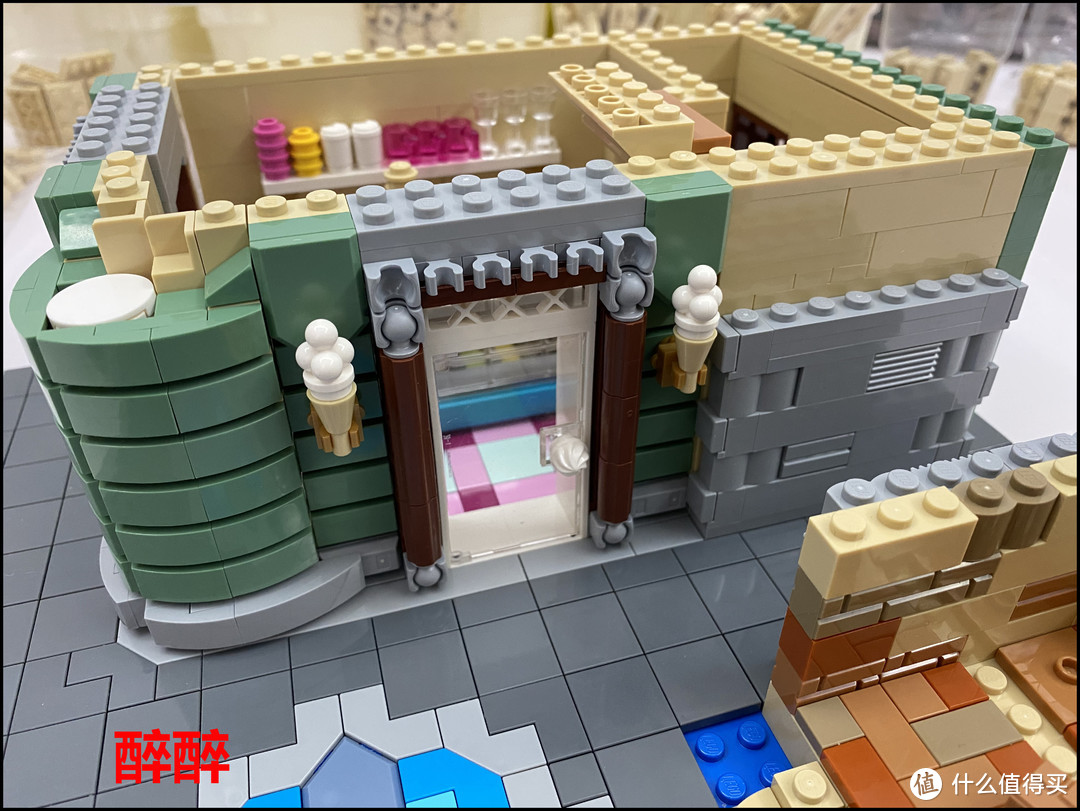 BrickandTiles-ModularClockTowerSquare（钟楼