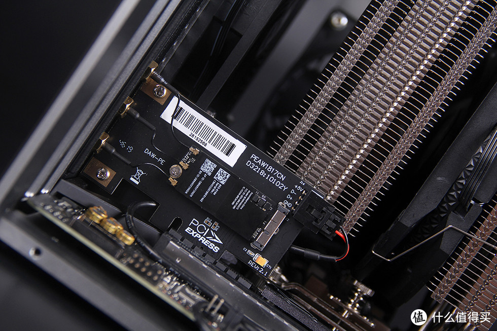 可以安装M11G主板的伪ITX机箱，低调无光的黑苹果主机的搭建