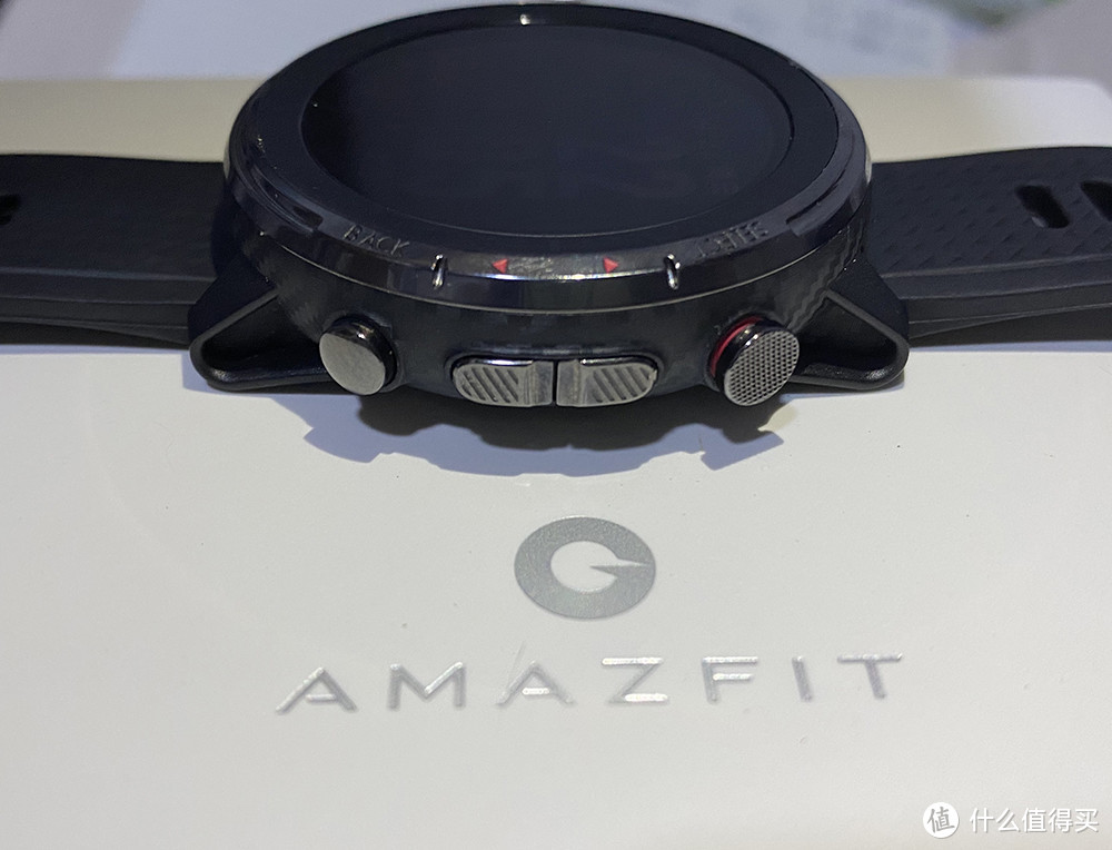【未来科技范十天体验】评测Amazfit智能运动手表3：手腕上的专业私教，80种运动模式 
