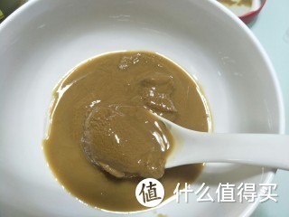 万能的火锅蘸料，自己调制的蘸料吃着放心又美味