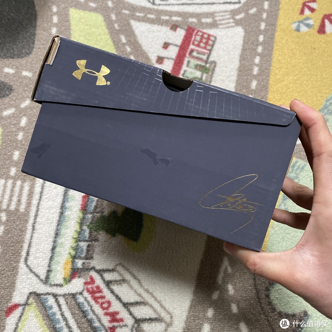 Under Armour Curry 6男童篮球鞋