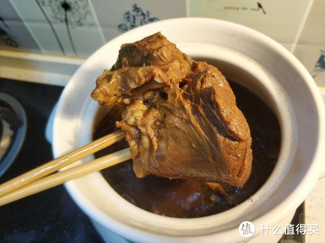 做酱牛肉，牛肉直接下锅是不对的，多加一步，牛肉又香又软没腥味