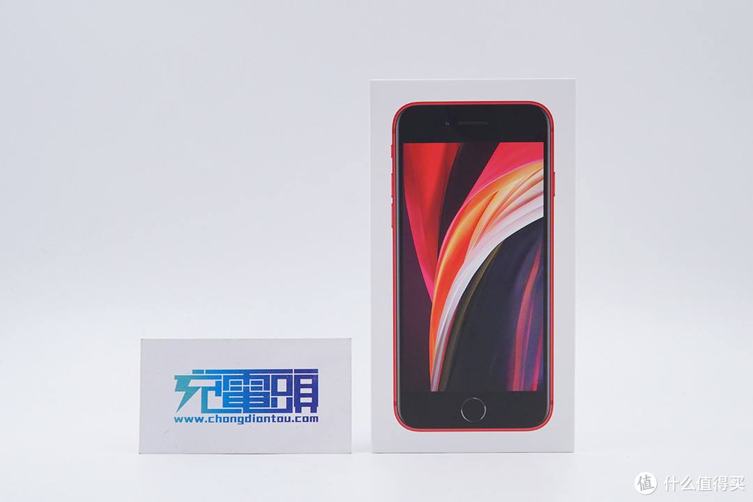 12W PD半小时充电50%，新款iPhone SE充电评测