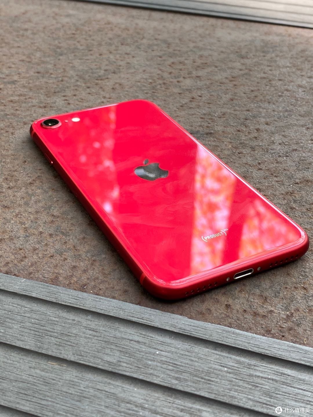 买芯片送手机iphone Se我入手了 号称吊打安卓 Iphone 什么值得买