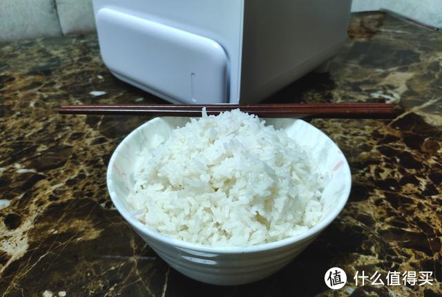 古法蒸出童年米饭的味道，要多香有多香，一餐至少两碗起