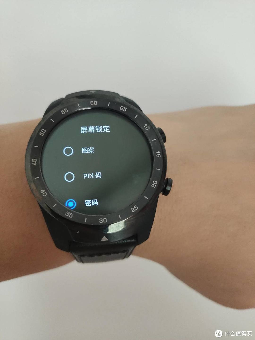 生活智能小帮手-TicWatch Pro 4G智能手表 评测