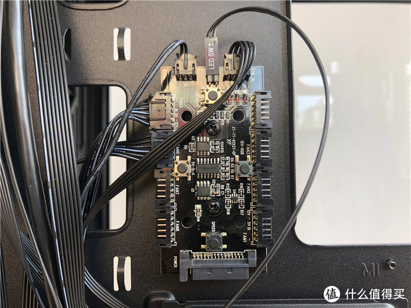 专为MATX主板设计的MINI机箱-Tt（Thermaltake）启航者A3