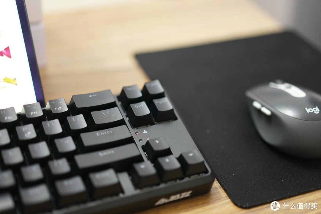 黑爵K680T键盘，颜值兼顾，游戏的最佳搭档