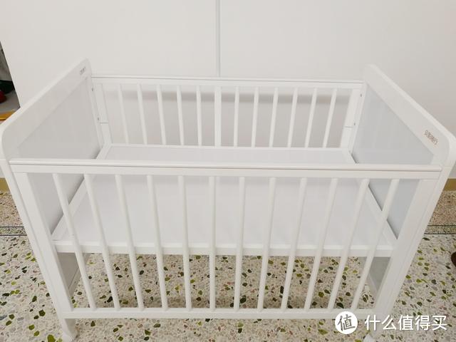 婴儿床别急着买，看完这一篇在决定，小米有品推出百变婴儿床
