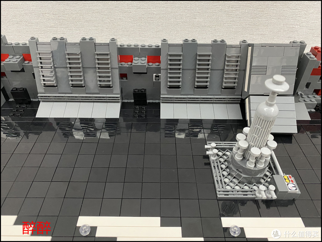 【MOC】Docking Bay（千年隼停机坪）醉测评