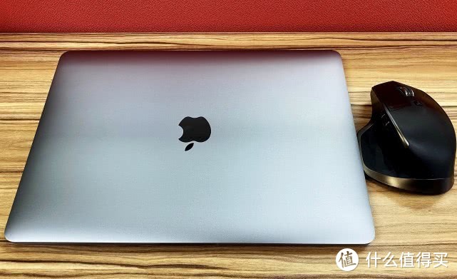 MacBook+鼠标