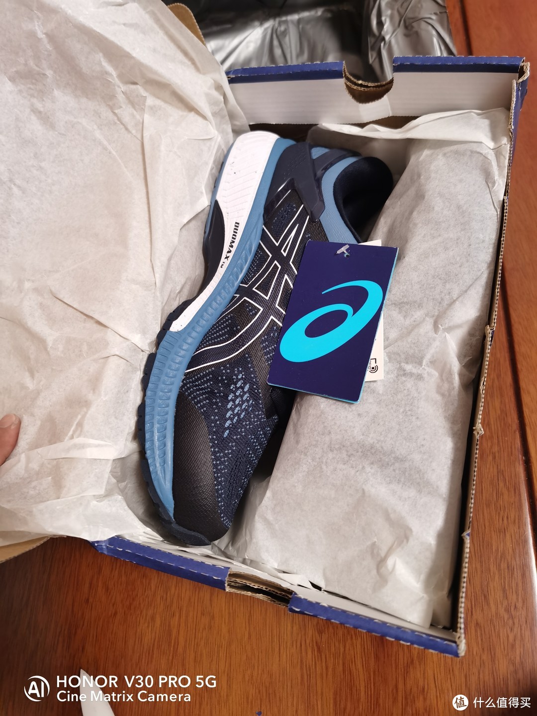 疫情如此严重，依然海淘亚瑟士/asics kayano 26 转运四方20天到手开箱，首发！