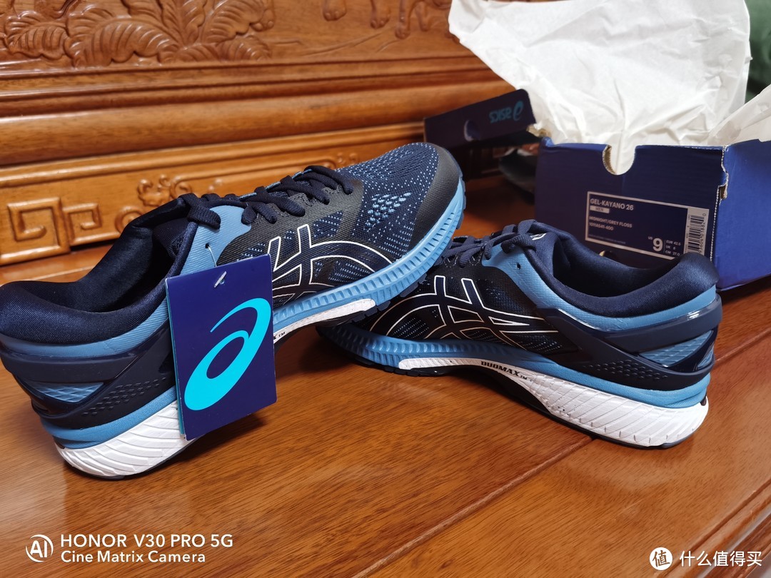 疫情如此严重，依然海淘亚瑟士/asics kayano 26 转运四方20天到手开箱，首发！