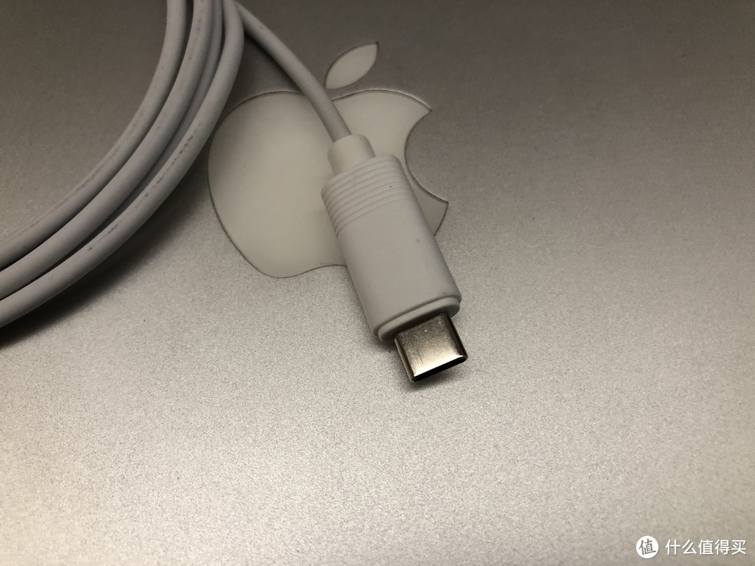 老将尚能饭否？给Macbook Pro入手绿巨能PD转MagSafe快充线