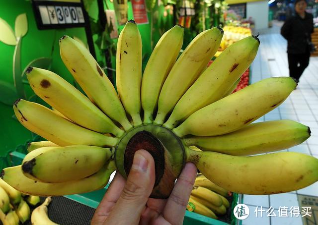 买香蕉，注意这4点，不会买到催熟香蕉，随便挑，又甜又糯