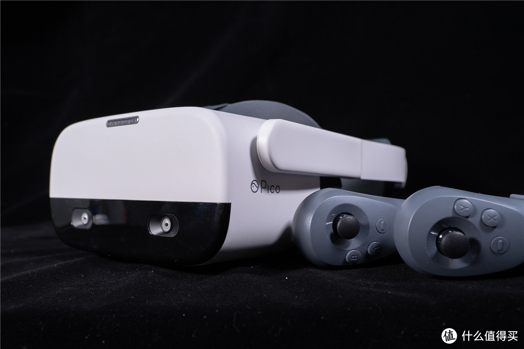 头手6DoF加持，国产VR的佼佼者——Pico neo2体验