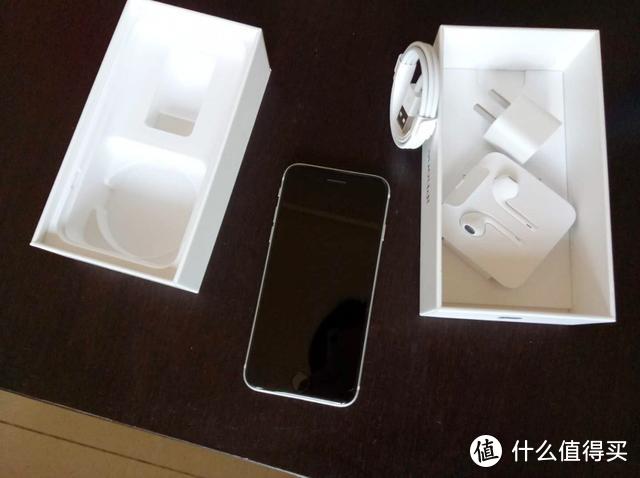 苹果iPhone SE 2评测，A13芯片+小屏幕戳中了我的痛点