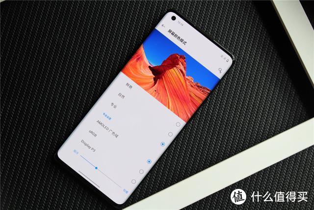 OnePlus 8 Pro深度体验！高素质屏幕下的安卓旗舰，2020年上半年值得买吗？