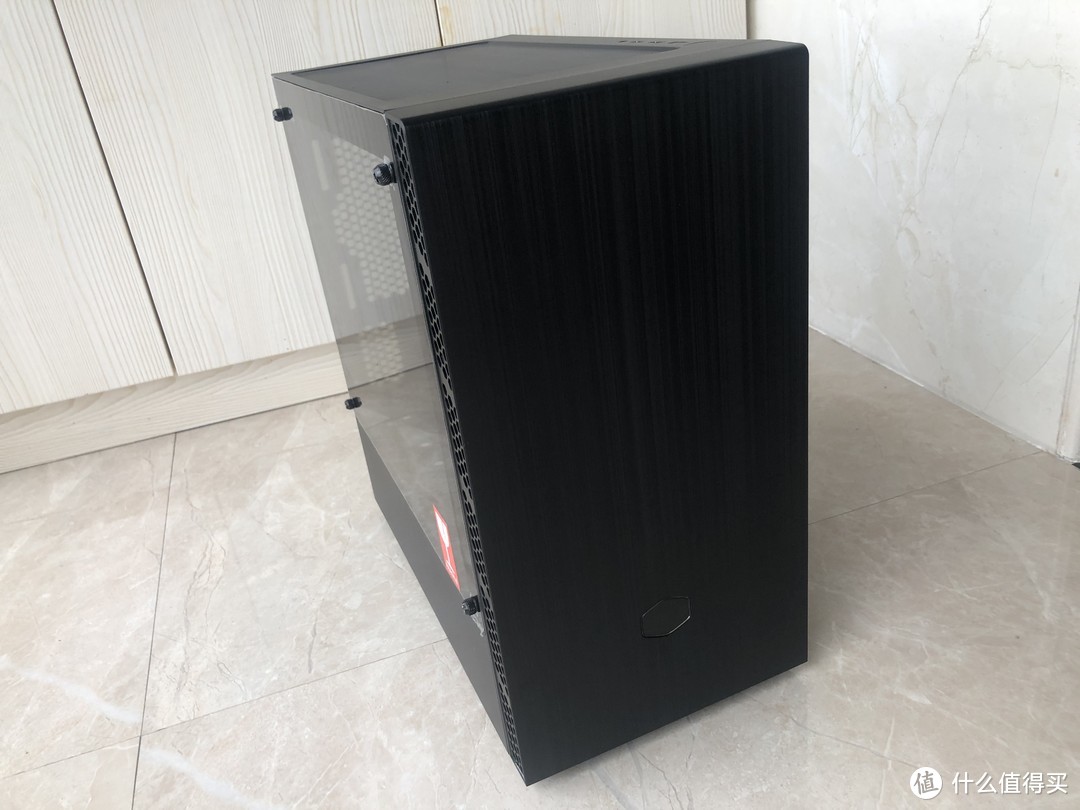 超mini-酷冷至尊(CoolerMaster)MB400L(智瞳)