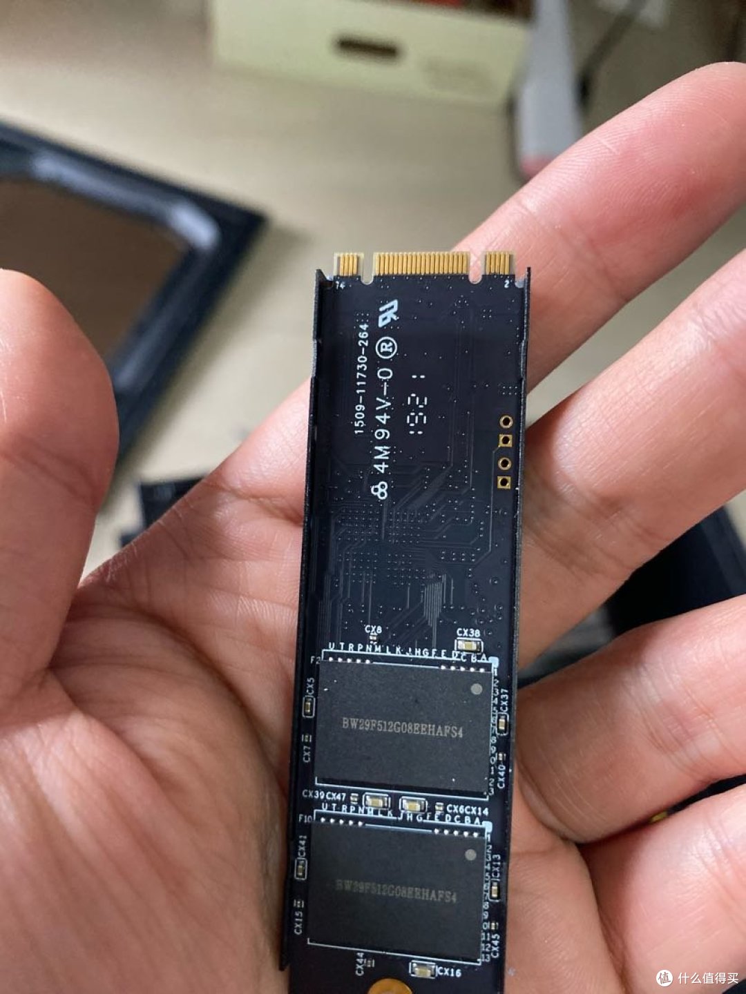 rx560 4g显卡13cpu和主板没有硅脂就没擦干净cpu看,u0步进,大致看成