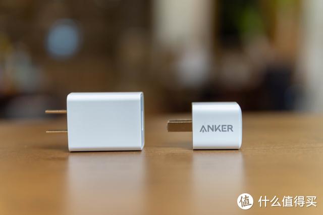 与iPhone 5W充电头同体积？anker nano 18W充电头，要快也要小巧