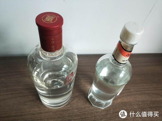 08年41°经典董酒比80年代中期白标董酒黄