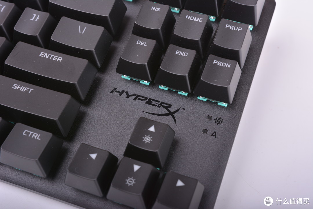 放下变了的樱桃来试试这新的HyperX水轴？HyperX Origins起源RGB电竞版机械键盘