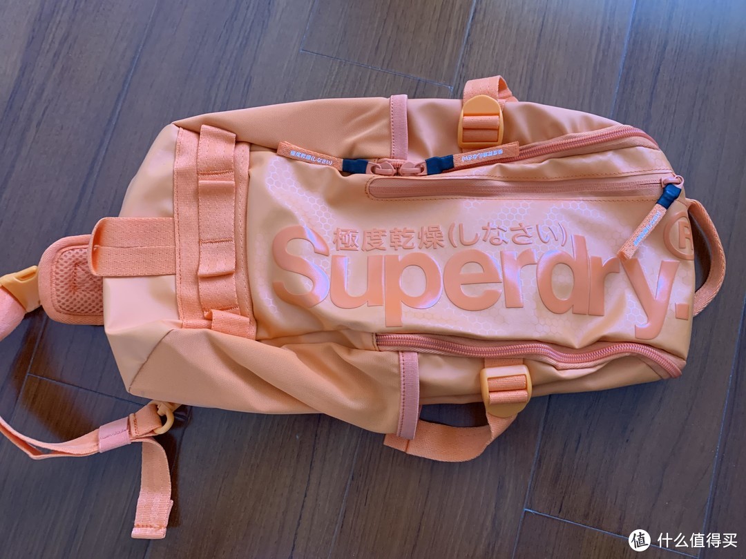 Superdry 跩T你燥嘛？ 来试试就知道了