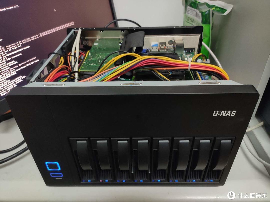 存储服务器（FreeNAS）安装日记及使用说明