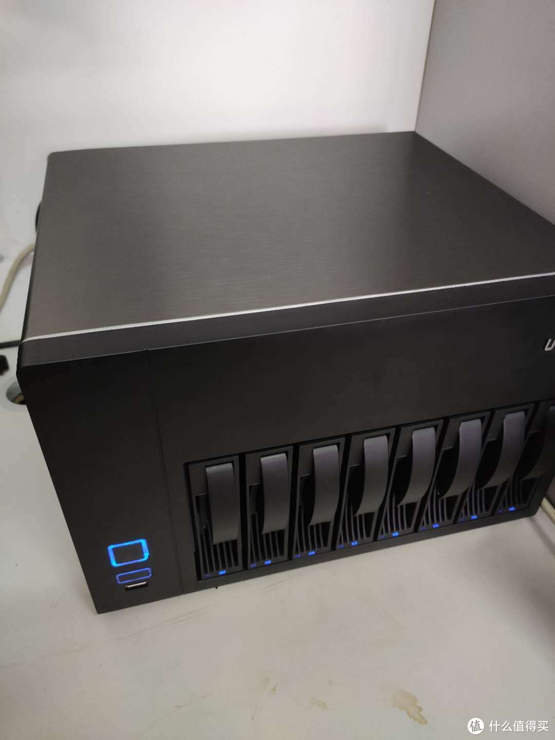 存储服务器（FreeNAS）安装日记及使用说明