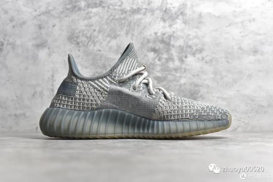 yeezyboost350v2两双神秘配色高清照无预警释出