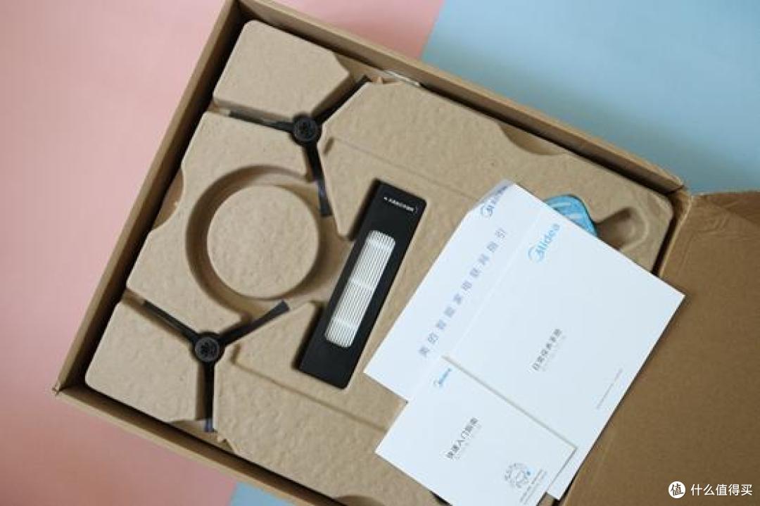 美的M7智能扫地机器人，2000元请一个全职“保姆”，这波操作亏吗？