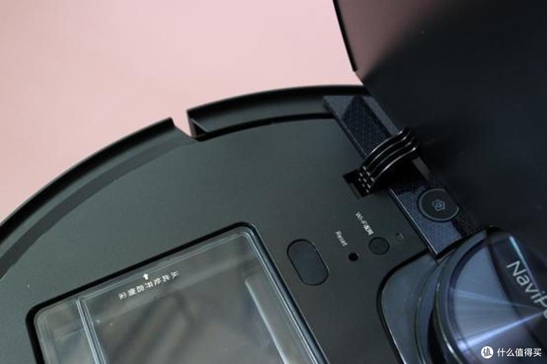 美的M7智能扫地机器人，2000元请一个全职“保姆”，这波操作亏吗？