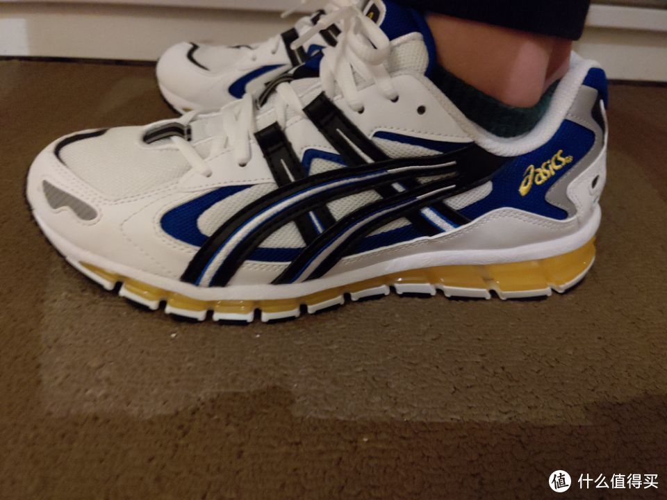 一双大多数人会觉得比较帅的鞋：Asics Kayano 5 OG 360