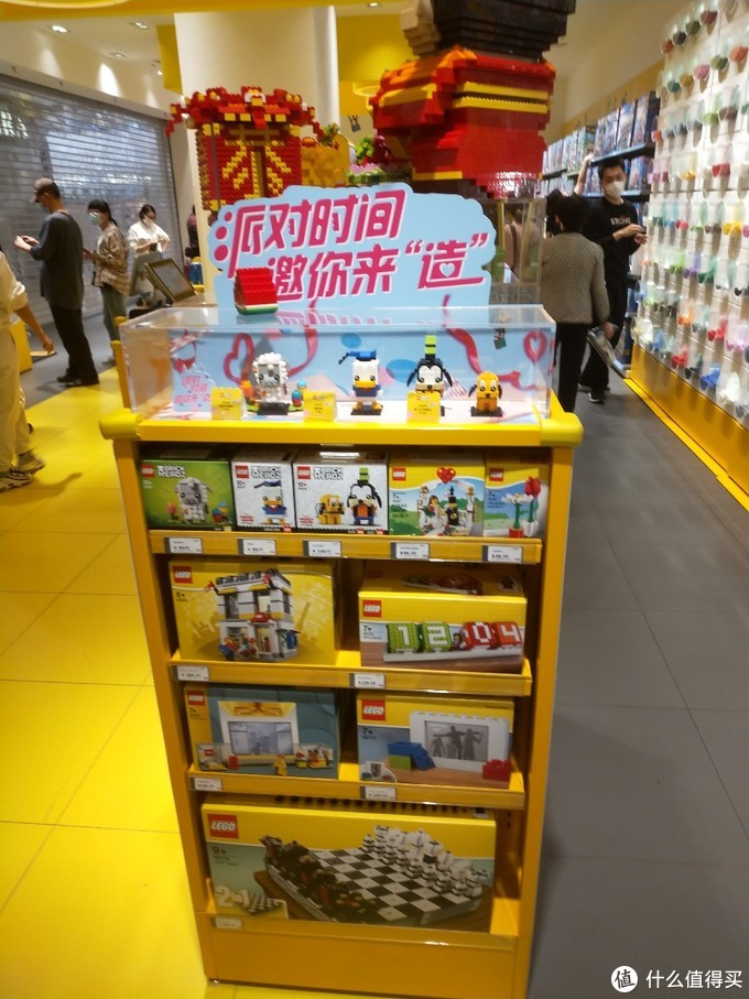 城市小玩家大連週末適合帶孩子來玩的地方當然是這家樂高店啦