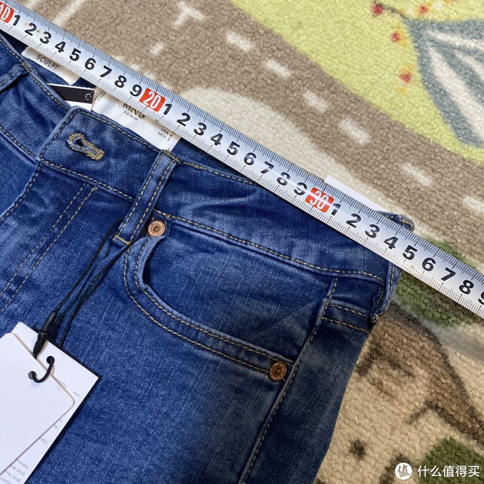 百搭实惠的基础款!MANGO牛仔裤