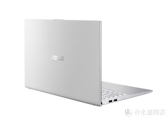 华硕新款VivoBook15s开卖；杨澜加盟联想年薪235万元