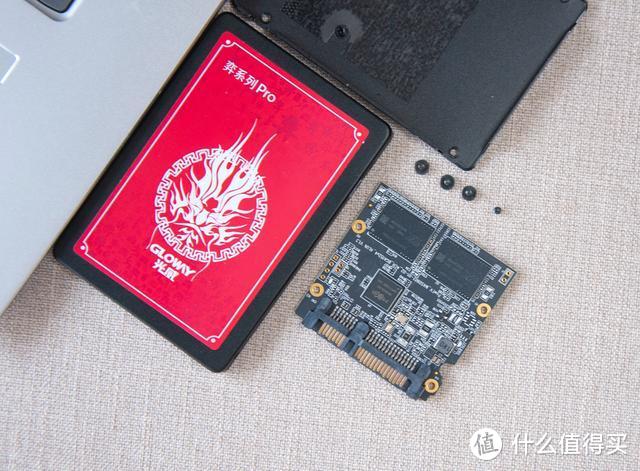 光威弈系列Pro SSD拆解图