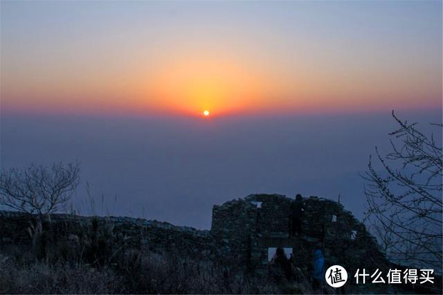 武汉观日出独一无二的地方，前身是古兵寨，一年四季景不同