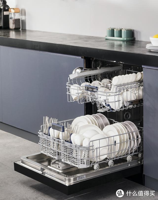 全家的餐具卫士，省心又健康的美的GX600洗碗机体验分享