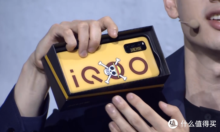 一台「后浪」们都喜欢的手机，iQOO Z1首发天玑1000 Plus