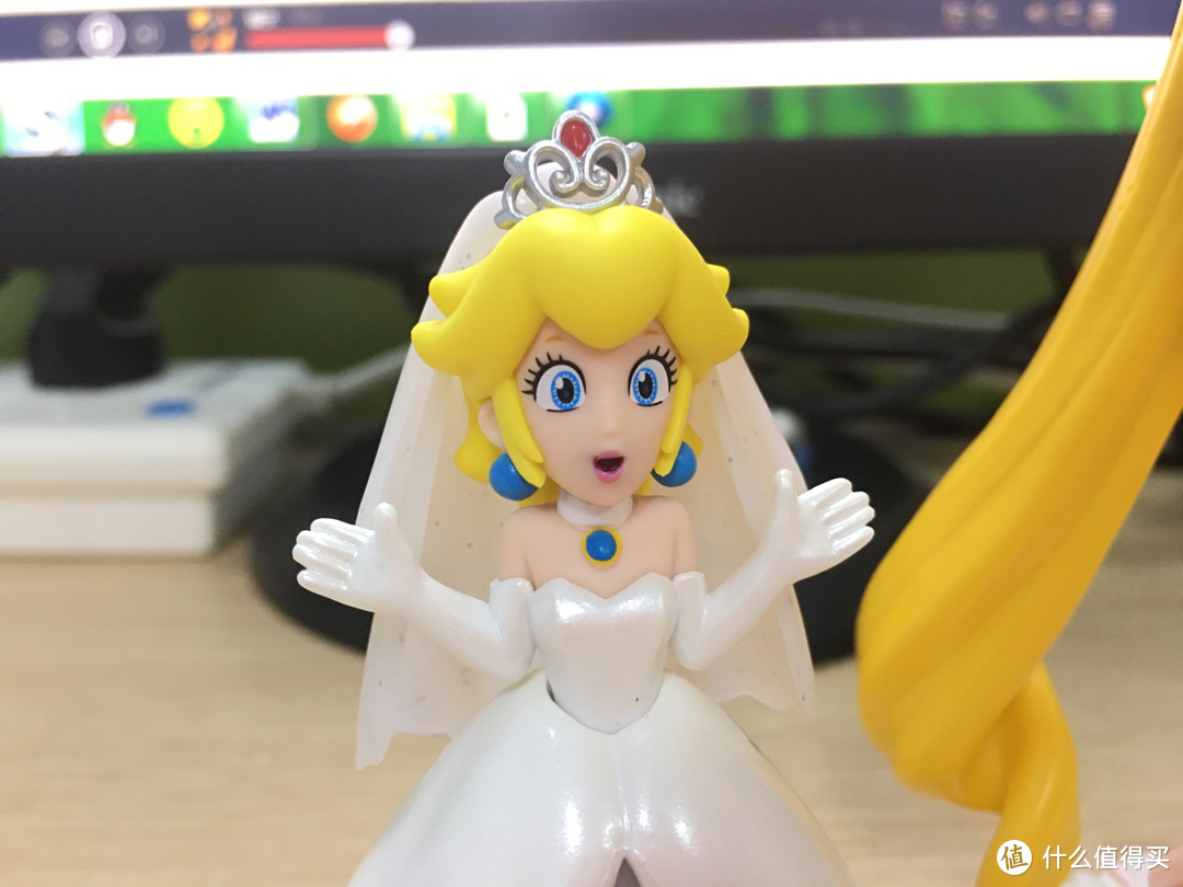 第一件amiibo人偶配件到手晒—桃花公主 婚礼造型