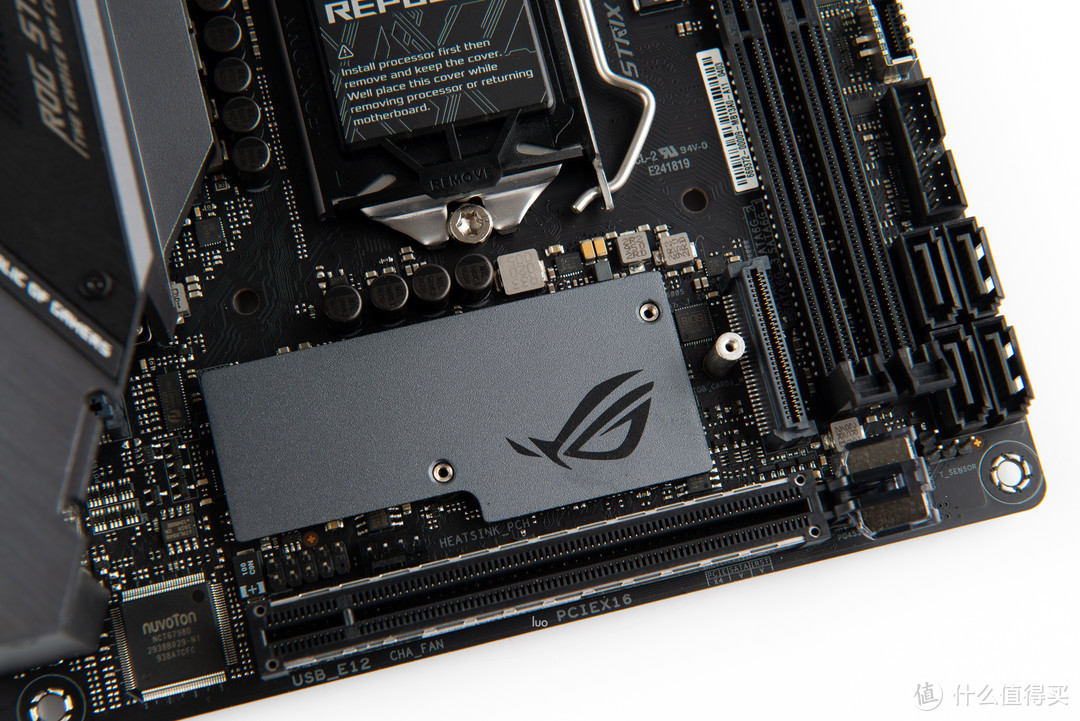 首发开箱，玩家国度 ROG STRIX Z490-I GAMING！