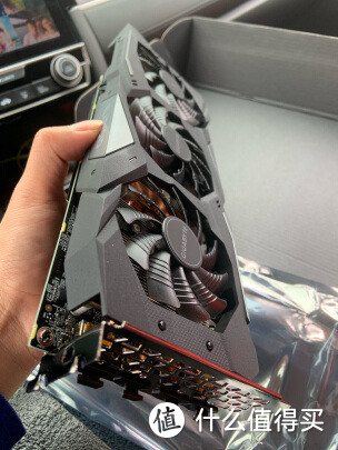 技嘉GeForce RTX 2060 SUPER GAMING OC 3X显卡